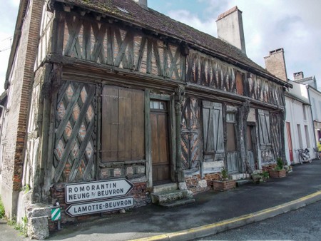 La Fert� Beauharnais